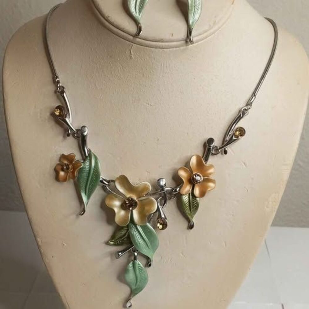 Statement Metal Flowers Colorful Resin Crystal Vine Necklace and earrings.